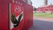 الأهلي يرفض عودة أشرف داري ويخطط لبيعه أو تجديد إعارته