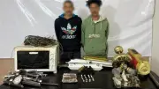 القبض على تشكيل عصابي يتاجر بالهيروين ويسرق محلات الخردة بالظاهر