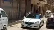 أول ظهور لأحمد حلمي بعد وفاة والدته أثناء نقل الجثمان ببنها
