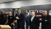 وزير الرياضة يلتقي لاعبي منتخب مصر قبل السفر لأميركا لمواجهة البرازيل