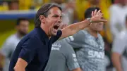 وكيل إنزاجي ينفي شائعات رحيله عن الهلال السعودي