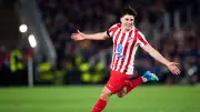 أتلتيكو مدريد يسخر من برشلونة بفيديو أسد يتحول لكلب