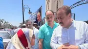 محافظ بورسعيد يواصل دعم الحالات الإنسانية في ثالث أيام عيد الأضحى