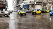 تغير مفاجئ في طقس الإسكندرية.. أمطار وسحب رعدية تضرب السواحل الشمالية