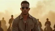 محمد رمضان يعزي أحمد حلمي في وفاة والدته ويواسيه