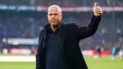 آرني سلوت يعلق على إقالته من ليفربول: ممتن لحصد لقب الدوري