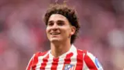 أتلتيكو مدريد يتهم برشلونة بالضغط في قضية ألفاريز