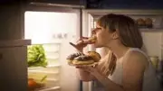القومي للبحوث يحذر من الإفراط في الطعام بعيد الأضحى