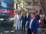 محافظ القاهرة يتابع إخماد حريق بالدرب الأحمر دون إصابات
