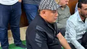 لحظة انهيار حمو بيكا في جنازة والده بالإسكندرية
