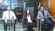محافظ البحيرة تتابع انتظام العمل بجميع القطاعات الخدمية من مركز السيطرة والتحكم