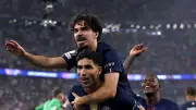 أشرف حكيمي يحقق إنجازاً إفريقياً فريداً في دوري أبطال أوروبا
