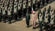 الحرس الثوري: واشنطن غرقت في مستنقع حربها مع إيران ولن نتراجع عن هرمز