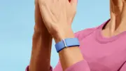 جوجل تطلق Fitbit Air بدون شاشة وتعتمد على Gemini كمدرب صحي صوتي