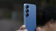 صور مسربة تكشف التصميم النهائي لهاتف Samsung Galaxy S26 FE قبل الإطلاق الرسمي