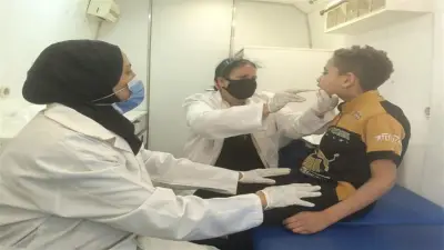 قافلة طبية مجانية تفحص 1058 مريضاً في قرية طحا بالمنيا