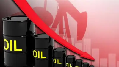 النفط يهبط أكثر من 2% ويخسر مكاسبه بعد صعود حاد منذ مارس