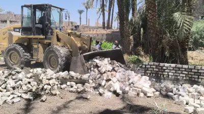 محافظ أسيوط يعلن إزالة 39 حالة تعدي على الأراضي الزراعية وأملاك الدولة