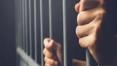 حبس فتاة وصديقها 4 أيام بتهمة قتل عامل بالبحيرة