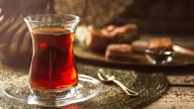 نوع الملعقة يؤثر في حرارة الشاي.. 4 معلومات مثيرة