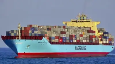 خبير: 42% من بضائع شرق آسيا إلى أوروبا تمر بالبحر الأحمر