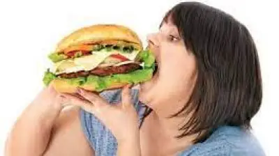 5 أبراج تعرف بحبها الشديد للأكل وتذوق الأطعمة المختلفة