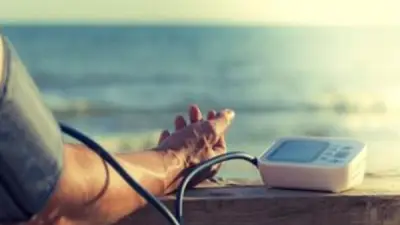 6 خطوات لاستقرار ضغط الدم في الصيف مع ارتفاع الحرارة