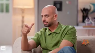 أحمد مراد: الكتاب الواحد قد يلهم كل شخص بفكرة مختلفة وفقًا لتخصصه