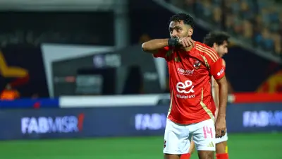رسمياً.. الأهلي يمدد عقد حسين الشحات لموسمين إضافيين