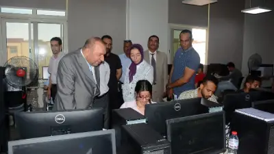 رئيس جامعة أسيوط الأهلية يتفقد امتحانات نهاية العام ويطمئن على الطلاب