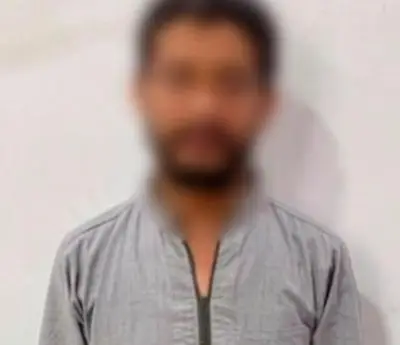 صور تعذيب تهز بني سويف: أب يقيد أبناءه لإجبار زوجته على العودة