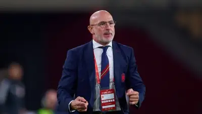 دي لا فوينتي ينتقد دين هويسين بسبب غضبه من الاستبعاد من كأس العالم