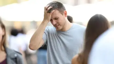 الصداع الصباحي في الطقس الحار: أسباب خفية وراء ألم الرأس عند الاستيقاظ