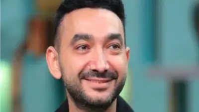 نادر حمدي يدعو لاكتشاف مواهب غنائية جديدة وسط جدل فرص العمل
