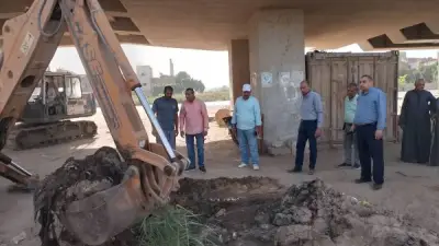 انفجار خط مياه الشرب المغذي لقرية أطسا المحطة بسمالوط في المنيا وبدء إصلاحه