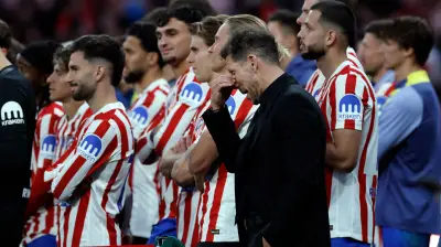 أتلتيكو مدريد يستغل معسكر إسبانيا لخطف كوكوريلا من برشلونة