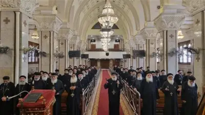 الأنبا ميخائيل يترأس اجتماع كهنة حلوان ويناقش الخدمة الصيفية
