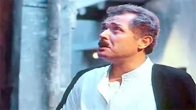 نقاد: محمود عبد العزيز ممثل استثنائي أعاد تعريف البطل في السينما المصرية