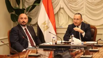 وزير التعليم العالي يوجه بتكثيف القوافل المتكاملة داخل مصر وخارجها