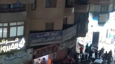إخلاء برج سكني آيل للسقوط في الجيزة بعد ظهور تصدعات خطيرة