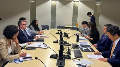 وزير التخطيط يبحث مع كوريا الجنوبية تعزيز الشراكة الاقتصادية وتوطين الصناعة بباريس