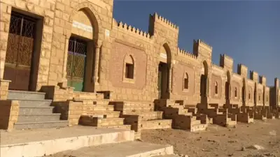 ضوابط شرعية لإنشاء المقابر: تعميق القبر وحماية الجثمان