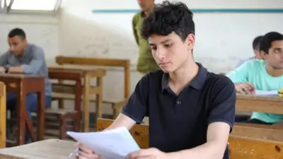 طلاب العلمي بالثانوية الأزهرية يؤدون امتحان القرآن والحديث اليوم