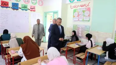 محافظ الشرقية يتفقد امتحانات الإعدادية بمدرستي طلبة عويضة والحسينية