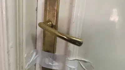 غلق وتشميع مركز علاج طبيعي وضبط أدوية غير مرخصة في الشرقية