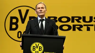 فاتسكه يغلق باب كلوب وريال مدريد ويؤجل حلم هالاند