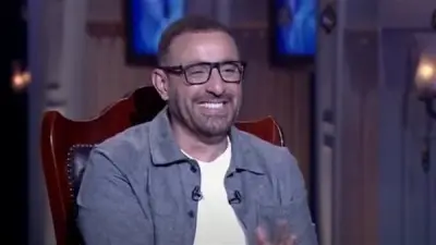 أحمد السقا يصل قبرص لتصوير مشاهد فيلم 