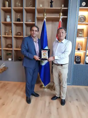 رئيس جامعة بورسعيد يبحث مع وفد صيني تعزيز الشراكة الدولية