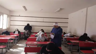 رئيس منطقة مطروح الأزهرية يتابع امتحانات الثانوية ويؤكد وضوح الأسئلة