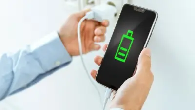 أخطاء قاتلة تدمر بطارية هاتفك.. ونصائح سريعة لإنقاذها